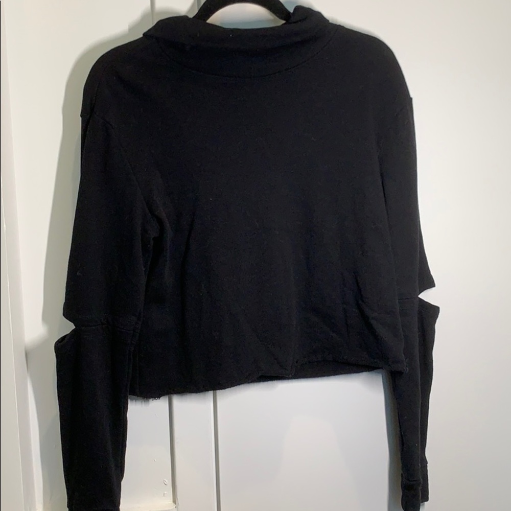 Black cropped sweater